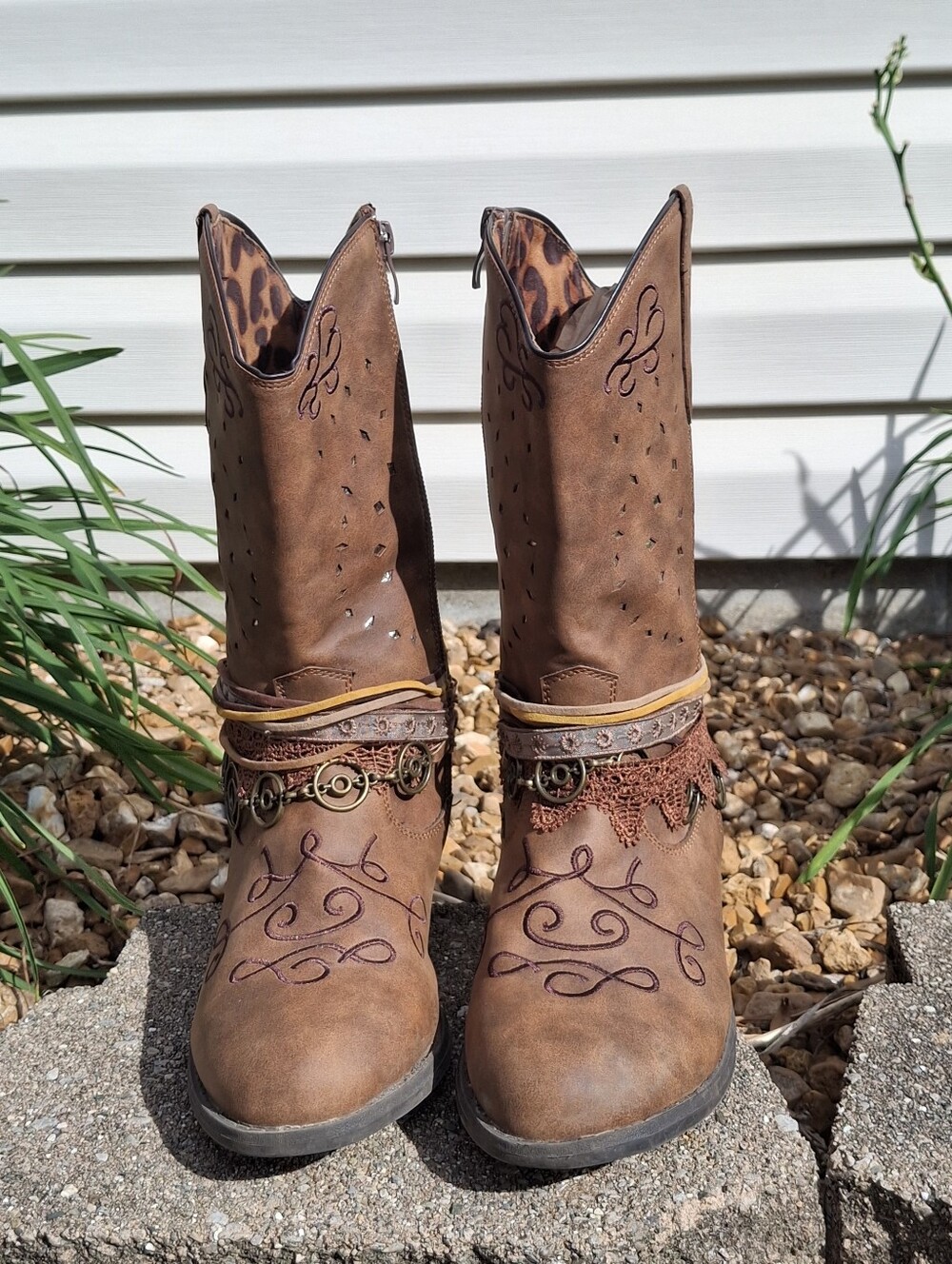 Children's Rodeo Ropers "Carousel" Western-Style Boots (Size 5) - Picture 2 of 7